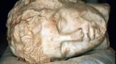 Скулптура - глава на Александър Велики, открита от археолозите през 1995 г. в планините Тавър в Турция